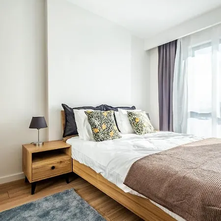 Flat Close To Viaport Asia Shopping Mall 이스탄불